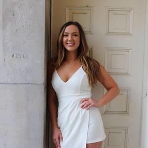 Meet your Posher, Danielle